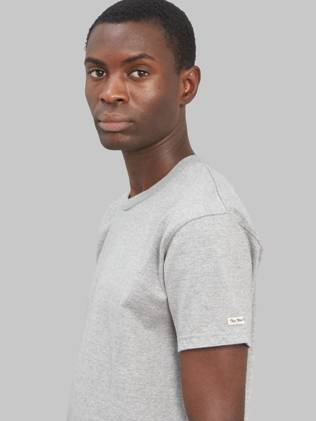 the flat head loopwheeled heavyweight plain tshirt grey chest