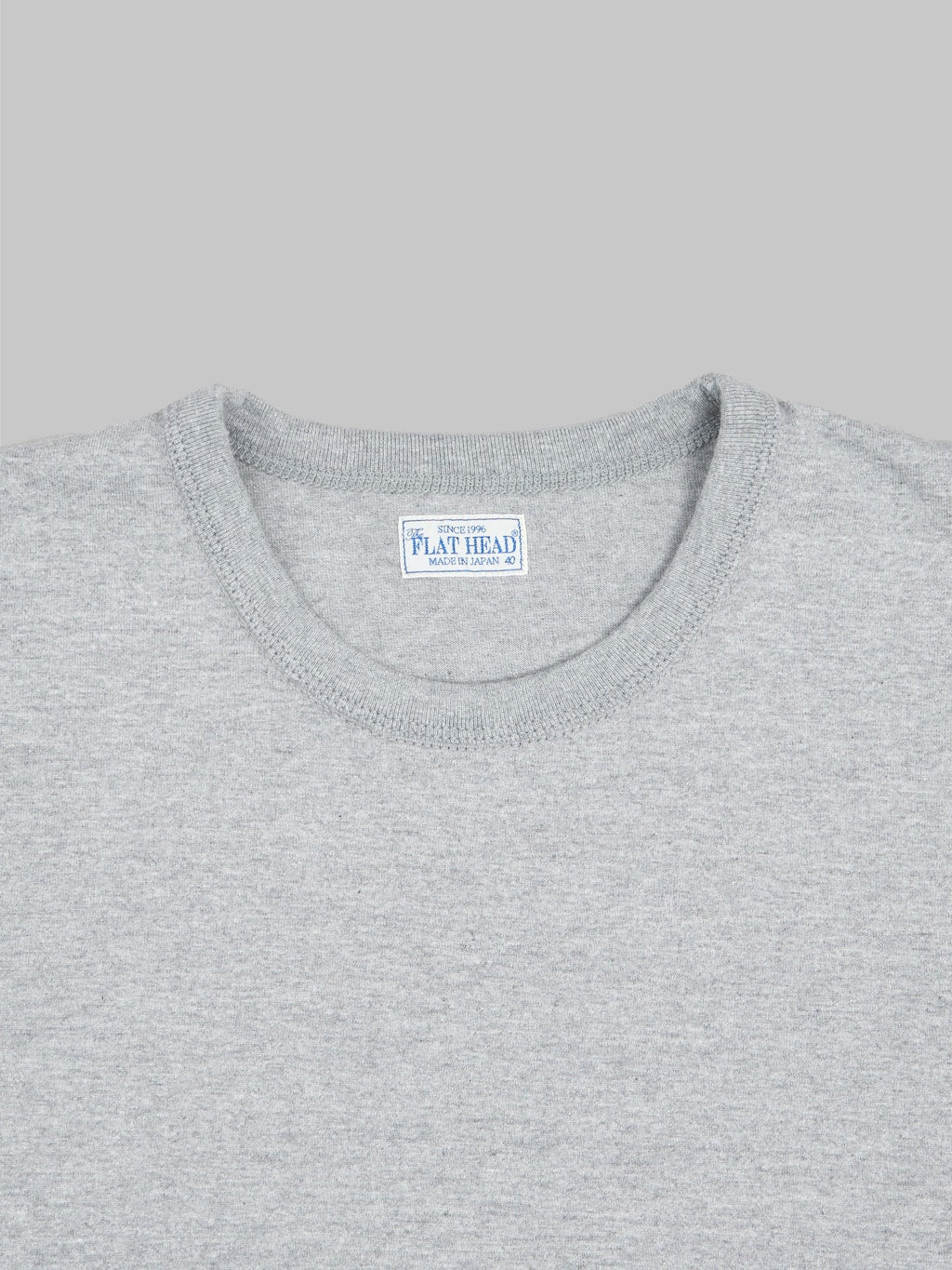 the flat head loopwheeled heavyweight plain tshirt grey collar