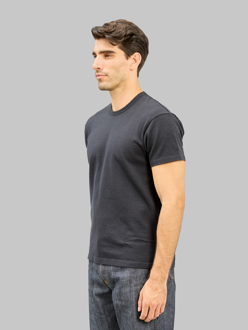 The Rite Stuff Heavyweight 9oz Loopwheel Tee Black side fit