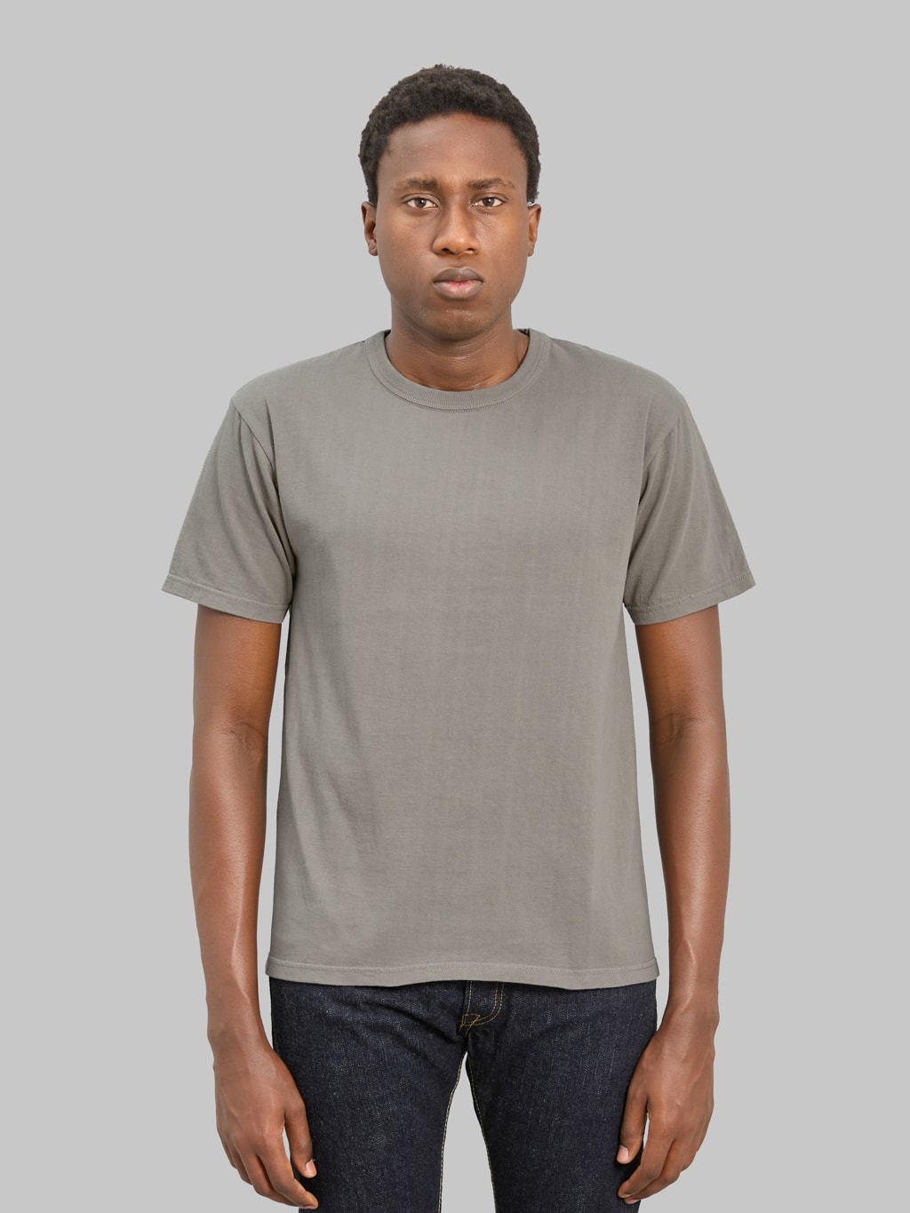 The  Strike Gold Loopwheeled T-Shirt Light Charcoal