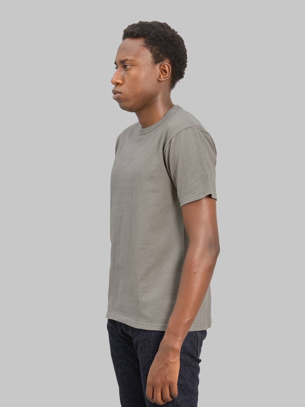 The  Strike Gold Loopwheeled T-Shirt Light Charcoal