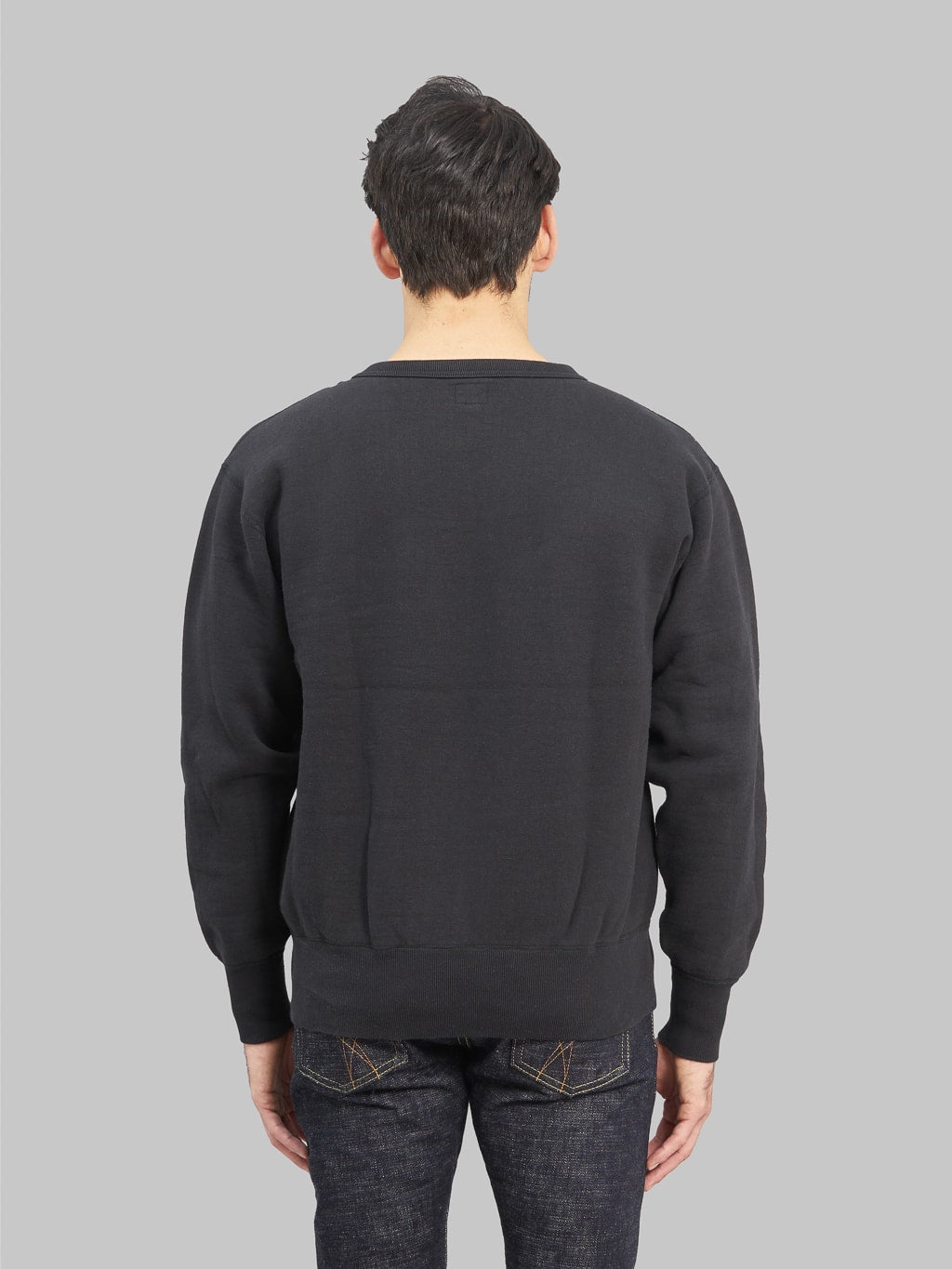 The Strike Gold Loopwheeled Sweatshirt black model back fit