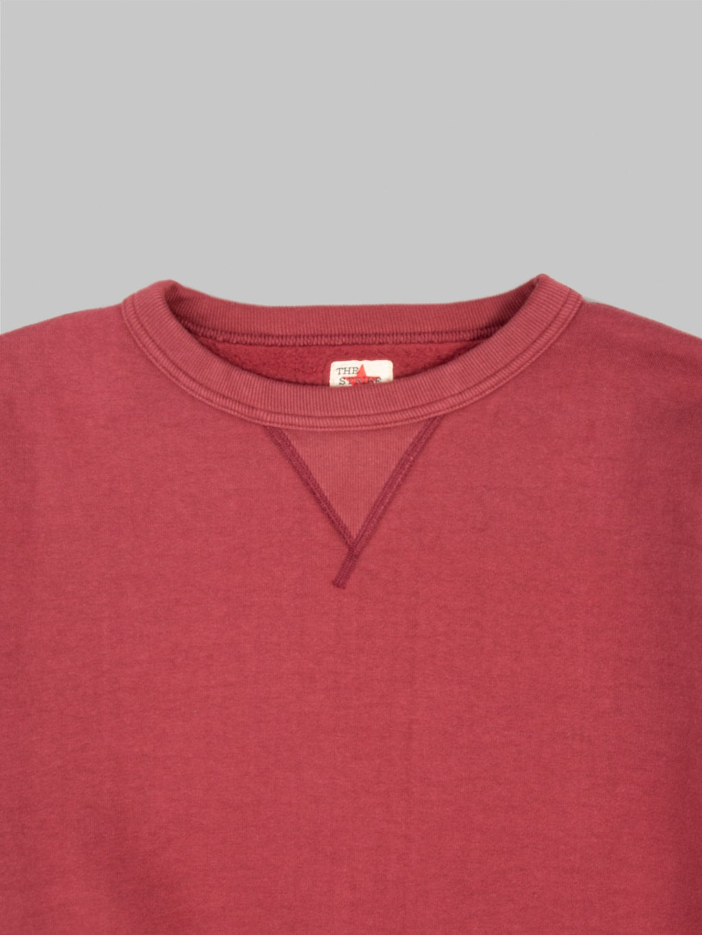 The Strike Gold Loopwheeled Sweatshirt Burgundy