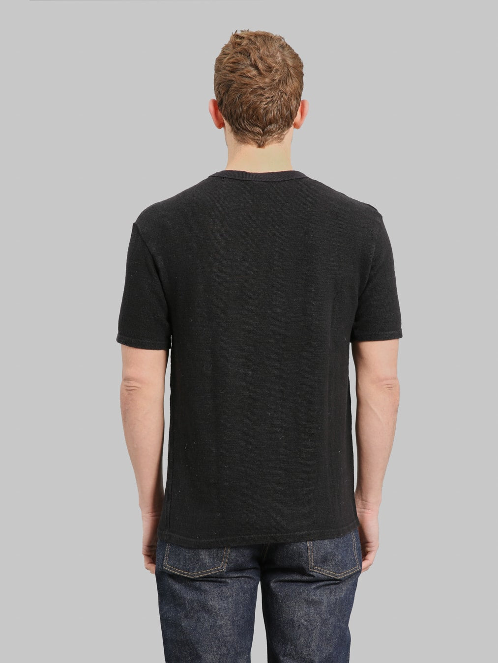 UES 100 Linen Long Sleeve TShirt Black back look