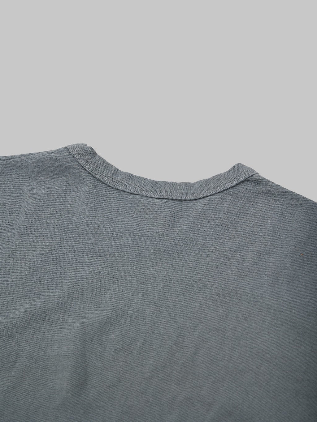 ues logo tshirt grey slim fit vintage reinforced collar