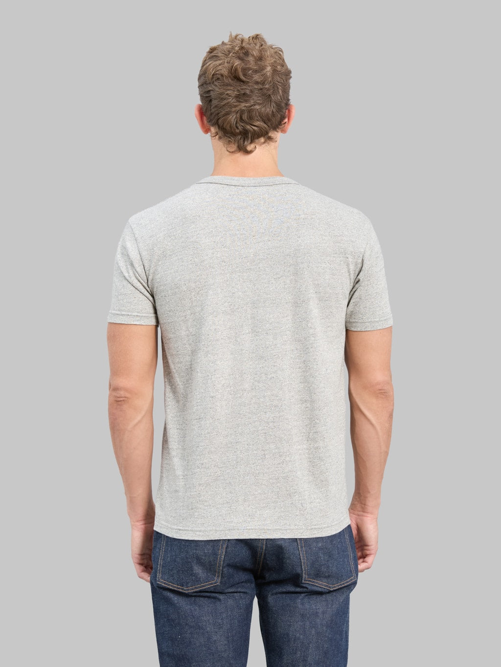 UES Ramayana Crew-Neck Pocket T-Shirt Grey