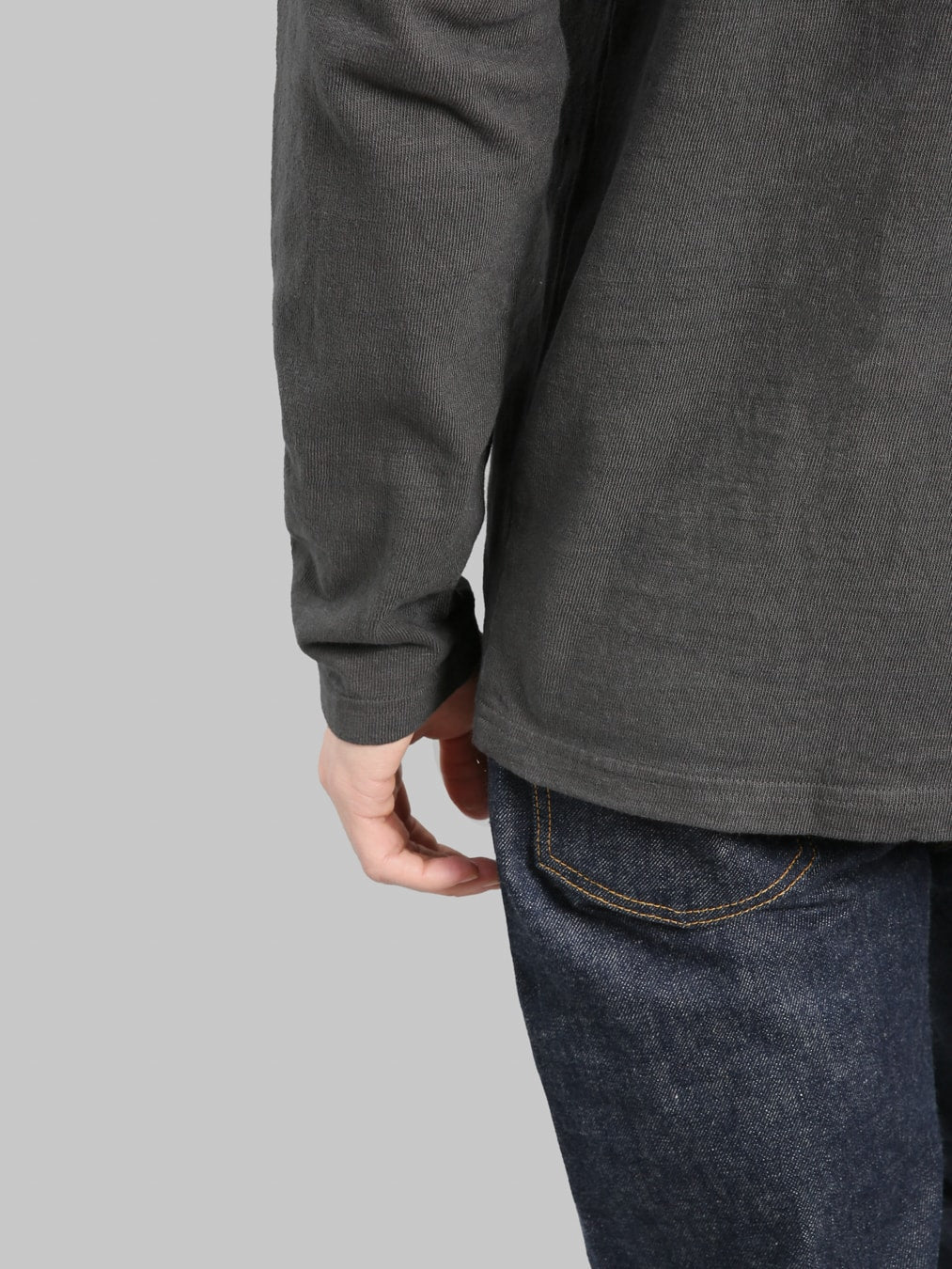 UES  No.8 Slub Nep Long Sleeve T-Shirt Steel Grey