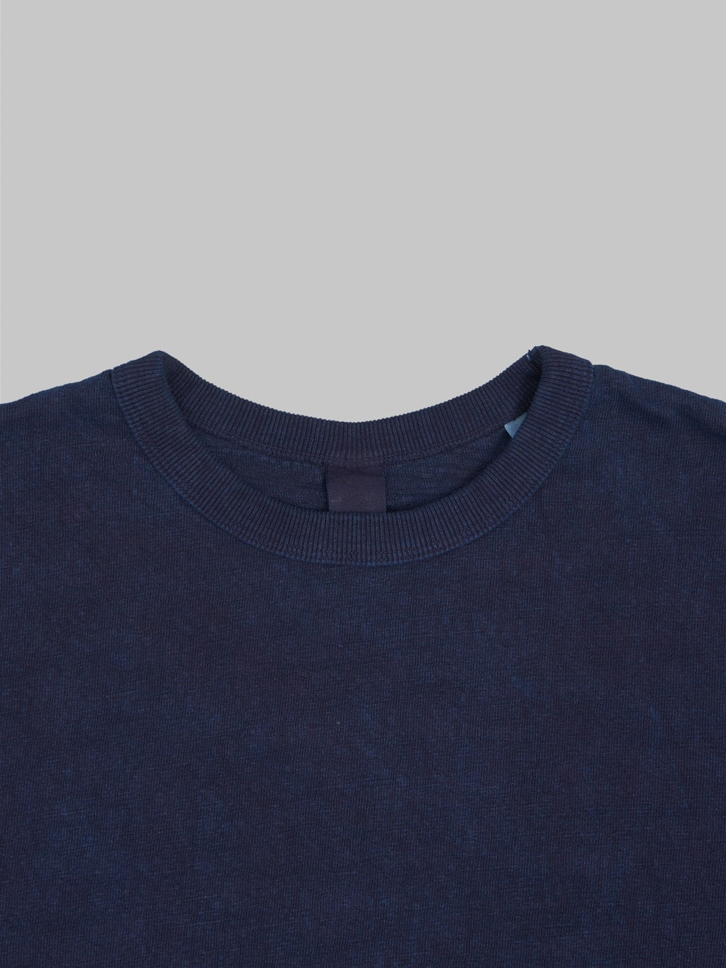 ues slub nep short sleeve tshirt indigo collar details