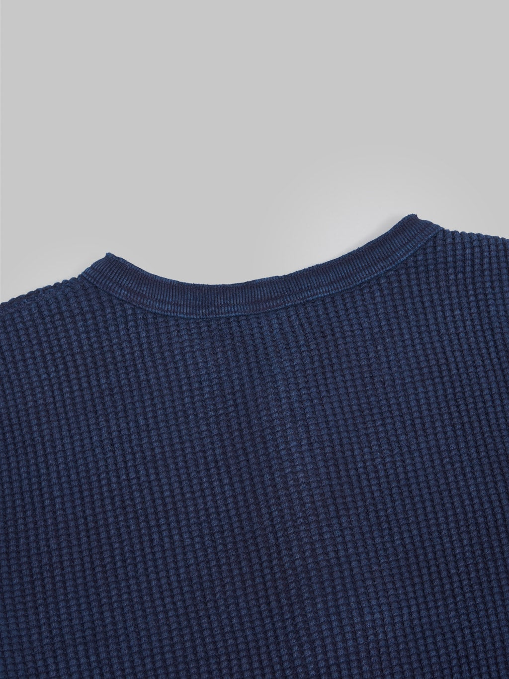 ues thermal big waffle henley tshirt indigo heat retention