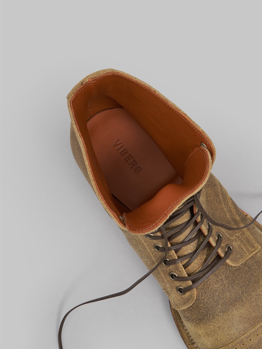 viberg service boot 2040 desert sand waxy commander interior details