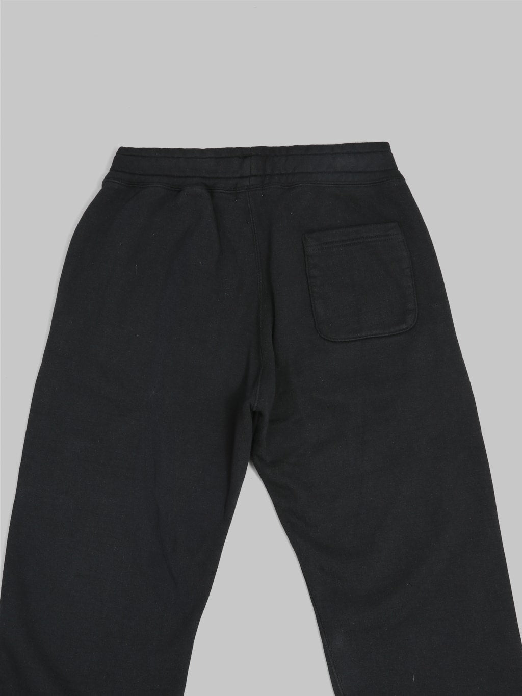 whitesville heavy sweatpants heather black back details