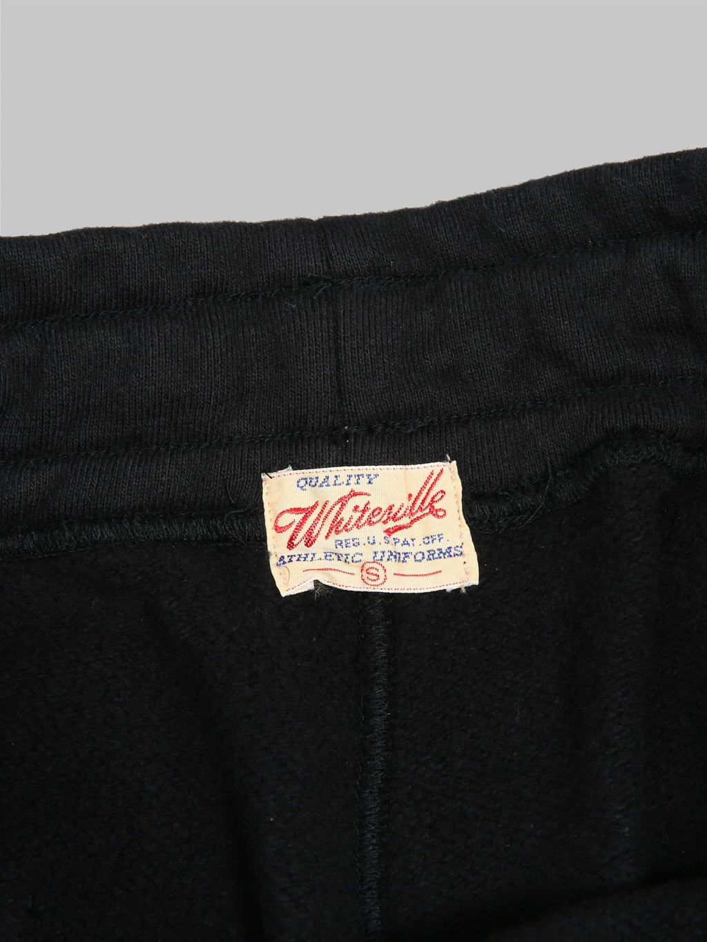 whitesville heavy sweatpants heather black interior tag