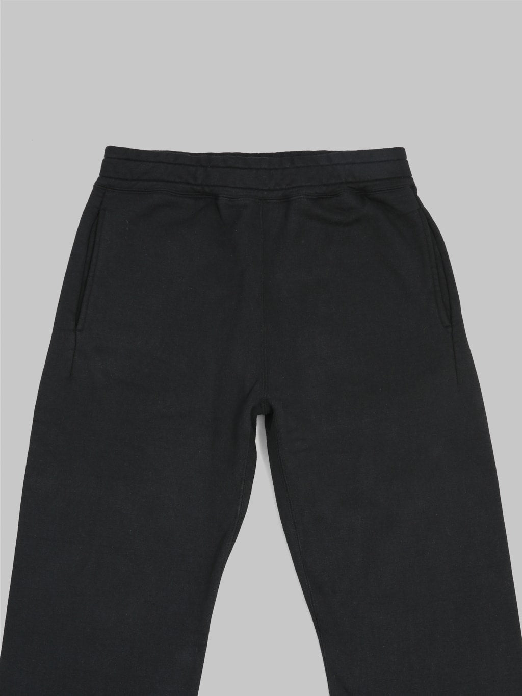 whitesville heavy sweatpants heather black front details