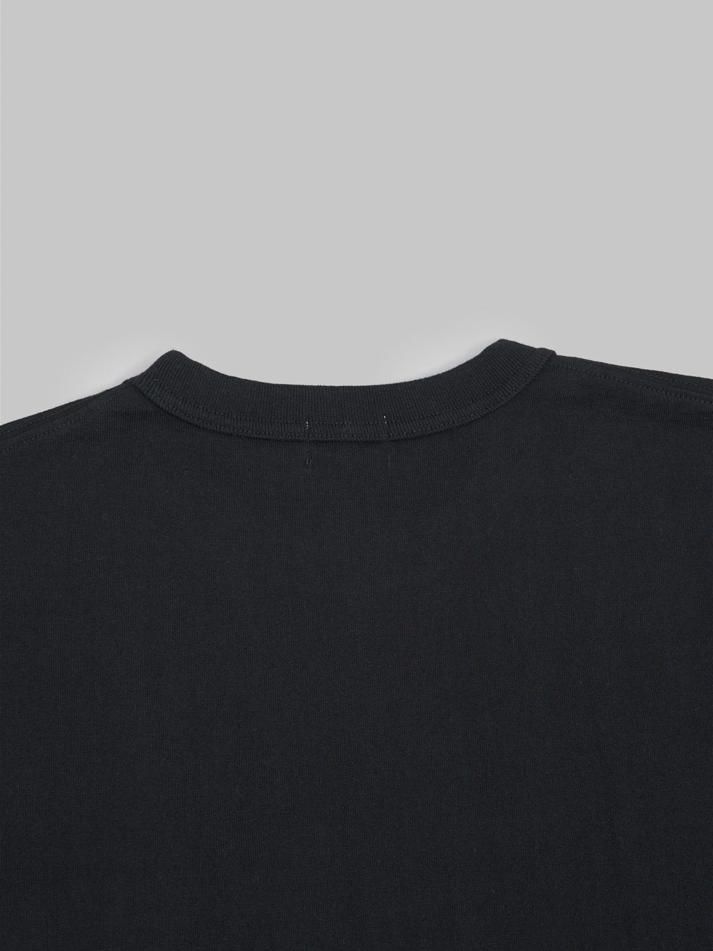 whitesville heavyweight pocket tshirt black stitching