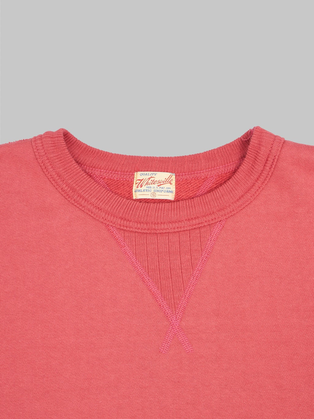 whitesville loopwheel sweatshirt red collar