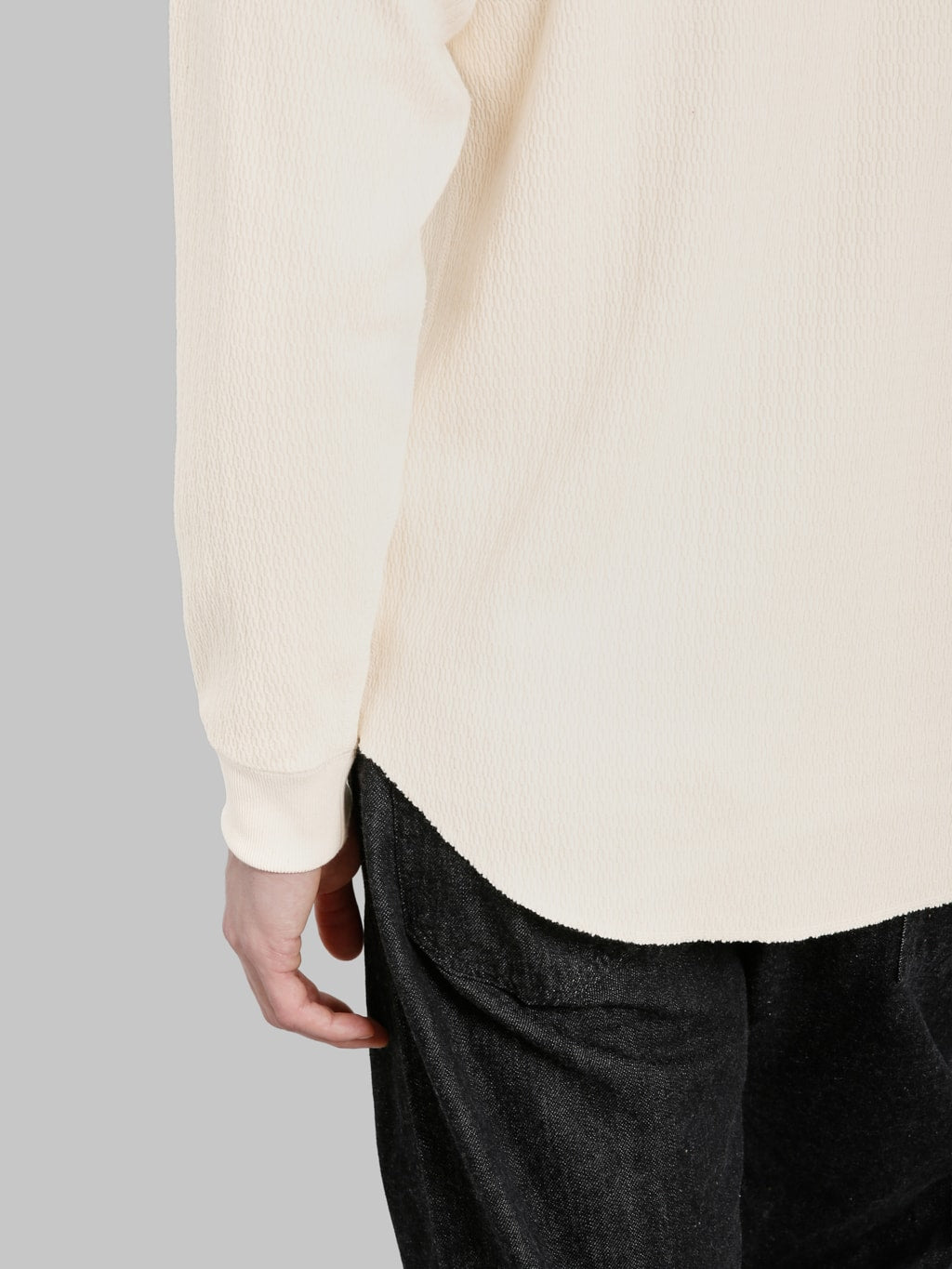 Wonder Looper Cashmere Blend  Honeycomb Henley Ecru