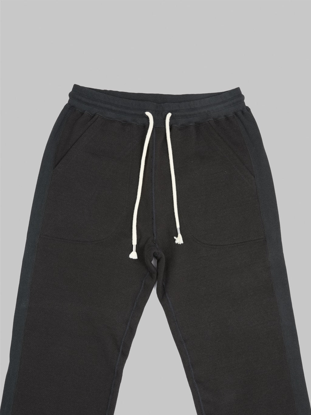 wonder looper double heavyweight french terry sweatpants sumi black front details