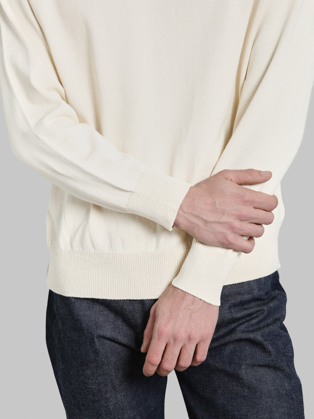 Yonetomi Wave Cotton Knit Pullover Ecru front details