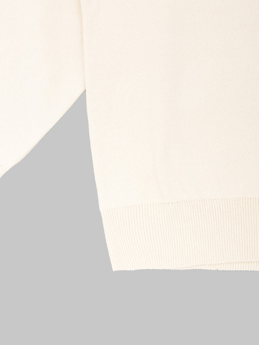 Yonetomi Wave Cotton Knit Pullover Ecru hem closeup