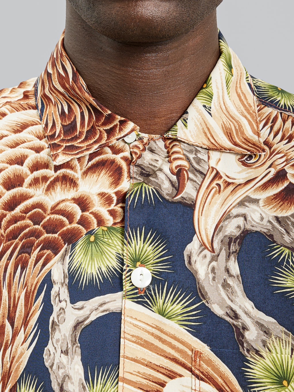 Freenote Cloth Hawaiian Navy Hawk Shirt collar closeup