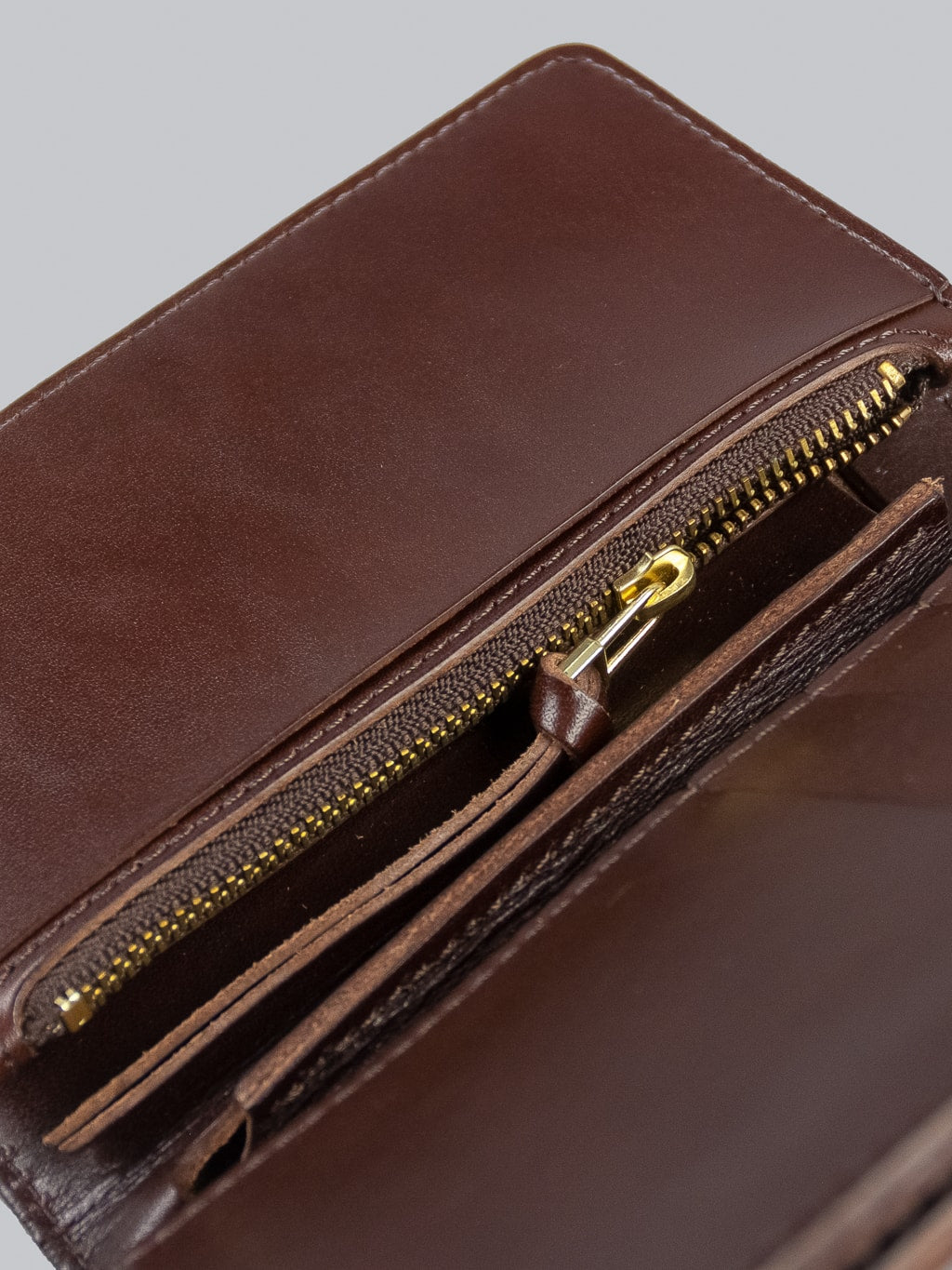 Kobashi Studio middle wallet leather brown brass zipper