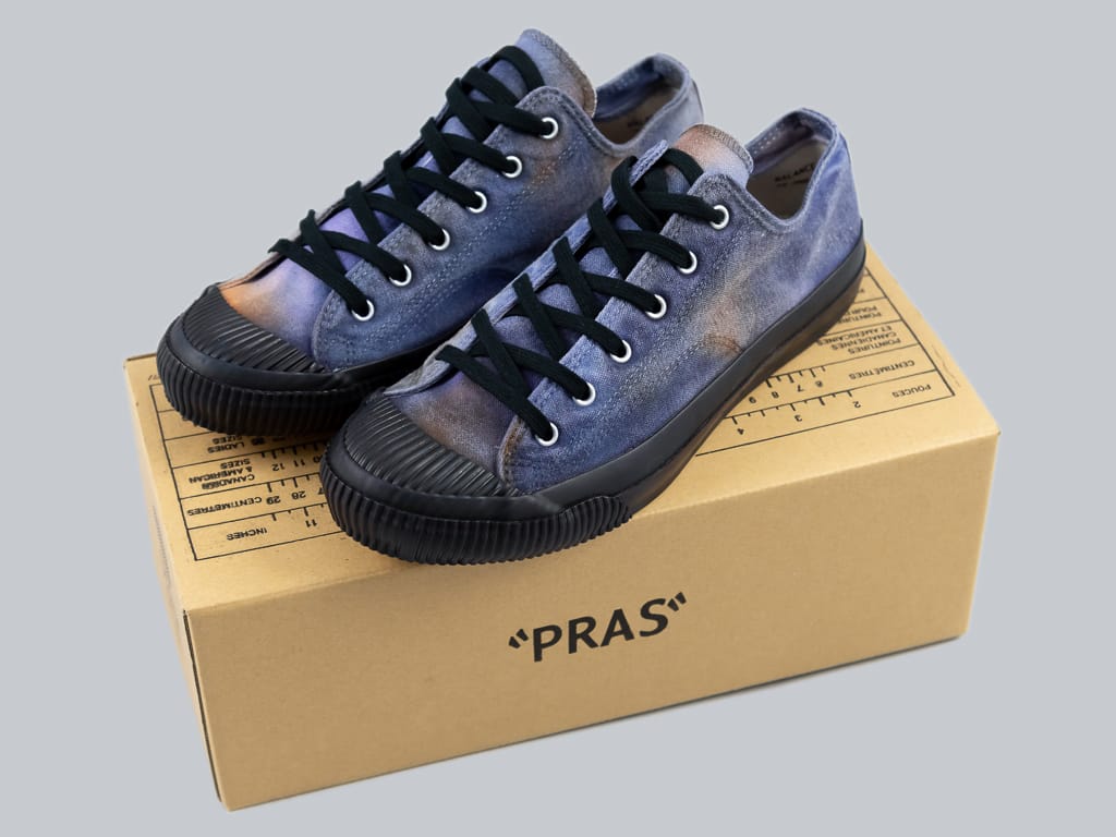Pras Shellcap Low Sneakers Mura uneven dye navy x black box