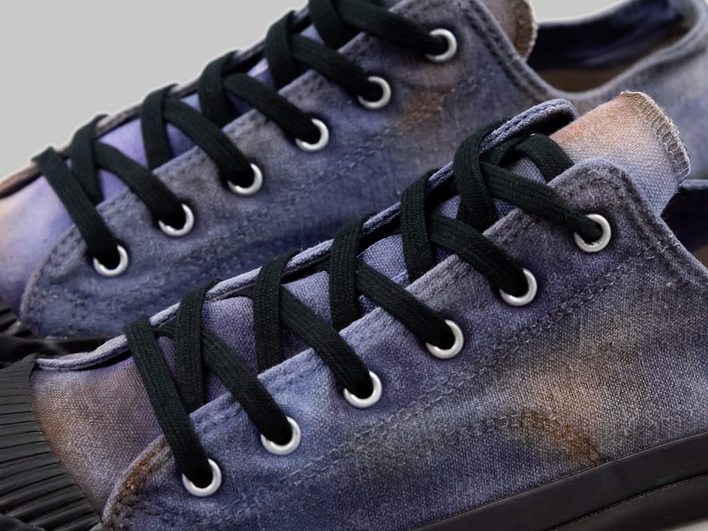 Pras Shellcap Low Sneakers Mura uneven dye navy x black laces