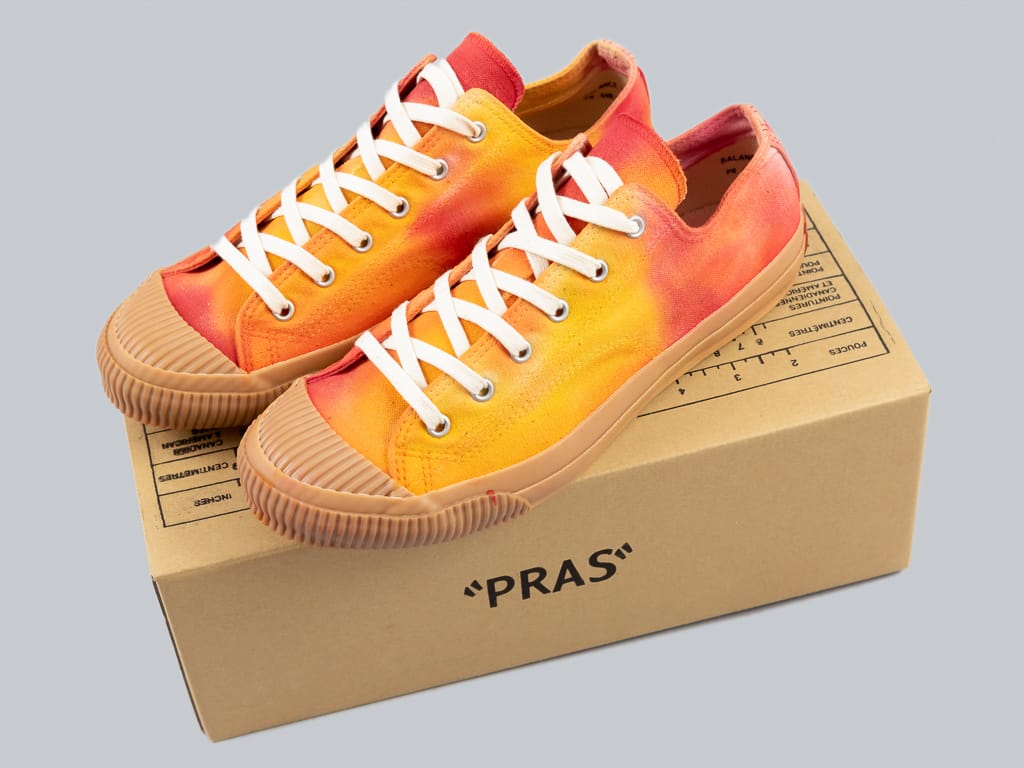 Pras Shellcap LowSneakers Mura uneven dye orange x gum box