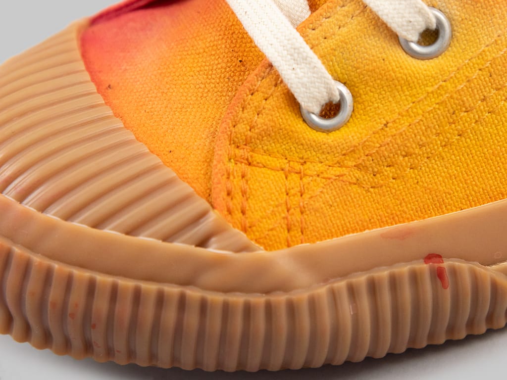 Pras Shellcap LowSneakers Mura uneven dye orange x gum canvas closeup