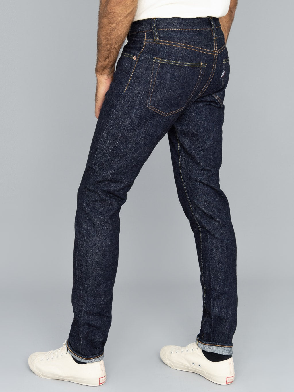 Pure Blue Japan Relaxed Tapered denim jeans back fit