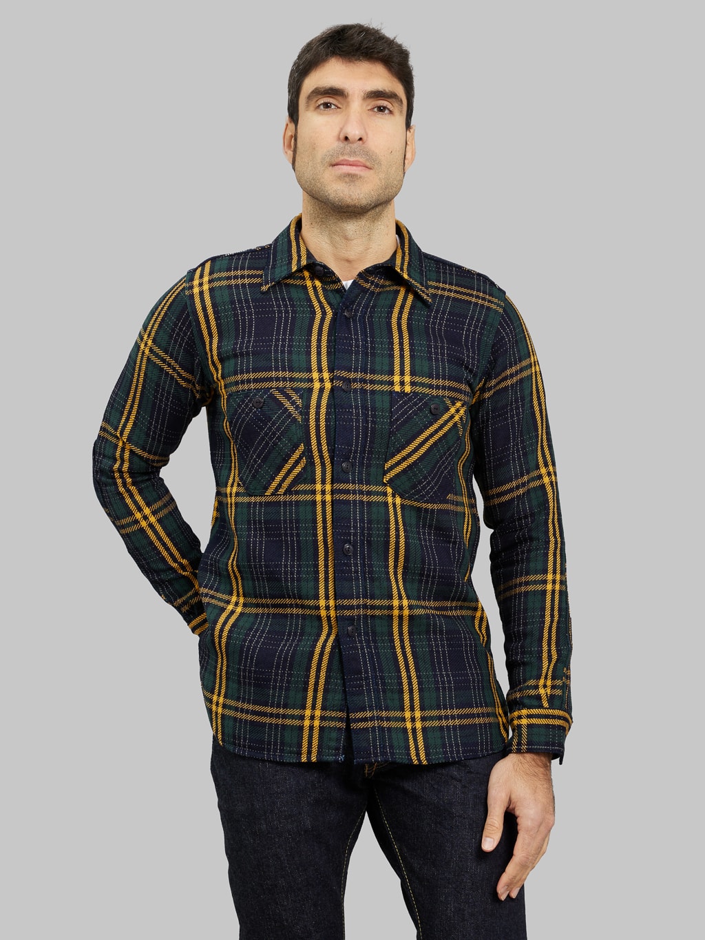 Samurai Jeans Rope Dyed Indigo Heavy Flannel Shirt Green model front fit