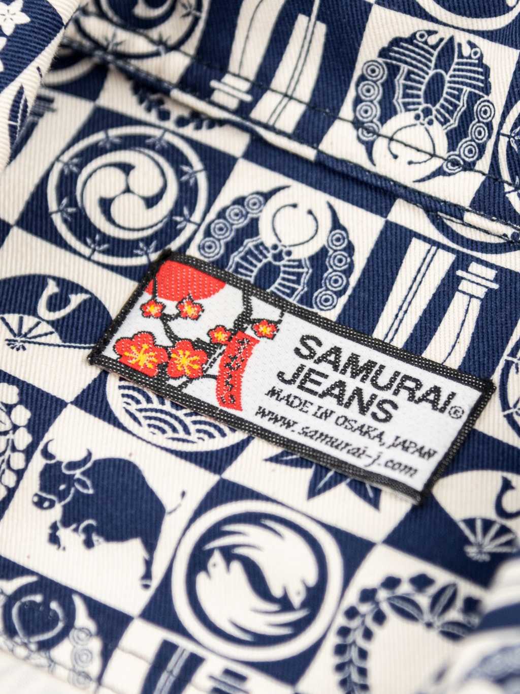 Samurai Jeans Ushiwaka Kamon Shirt label