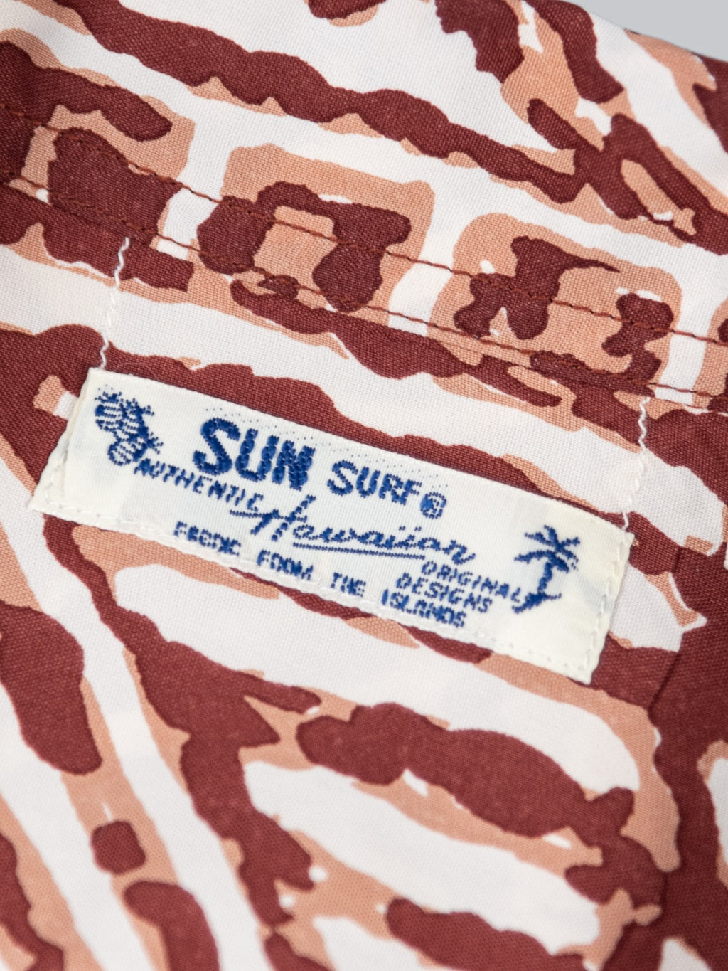 Sun Surf Polynesian Tapa Design Hawaiian Shirt Brown brand tag