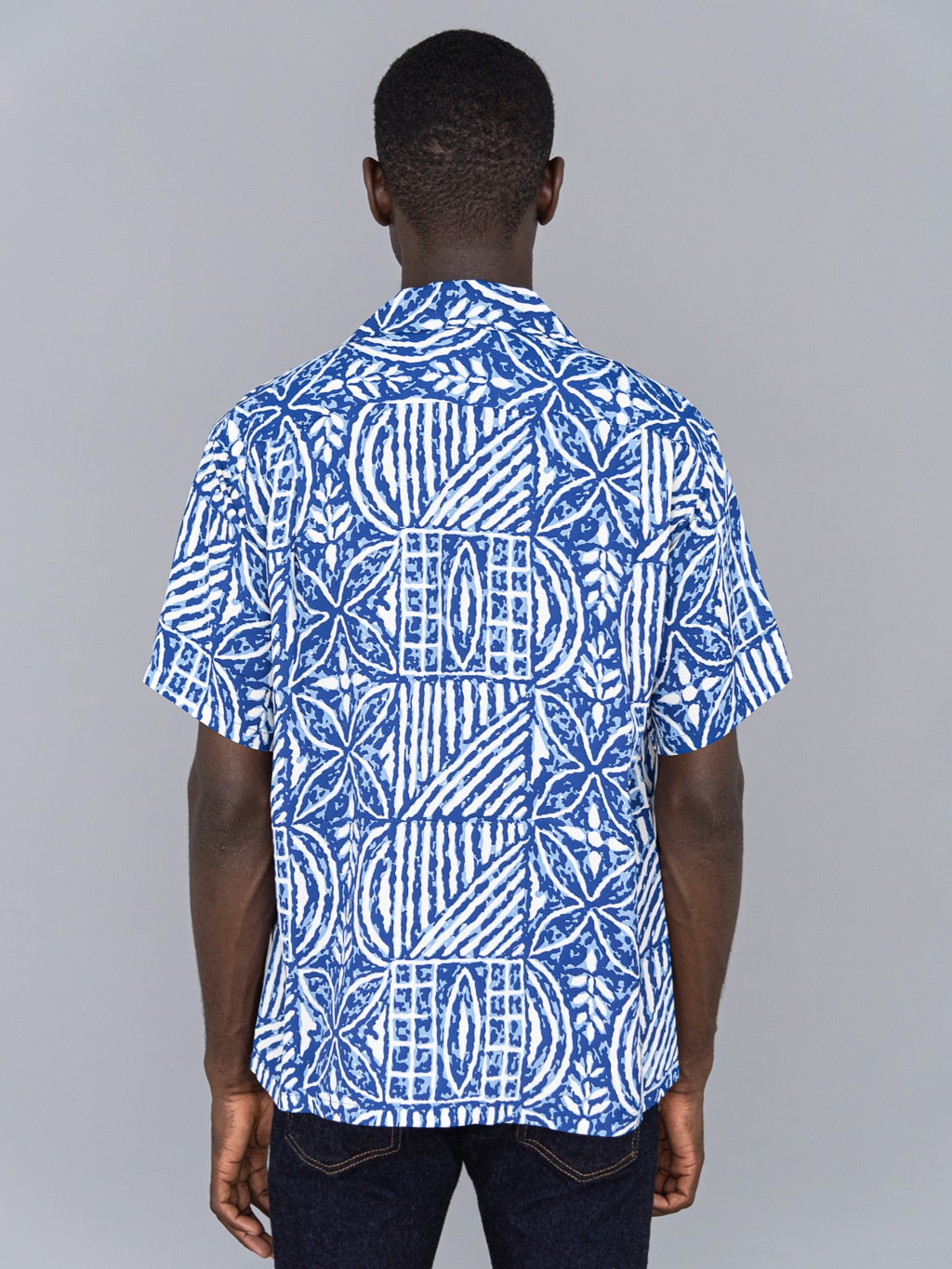 Sun Surf Polynesian Tapa Design Hawaiian Shirt navy model back fit