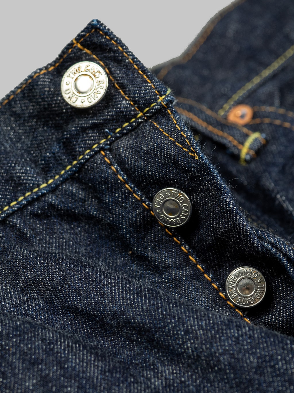 TCB 50s Slim R Jeans customized buttons closeup