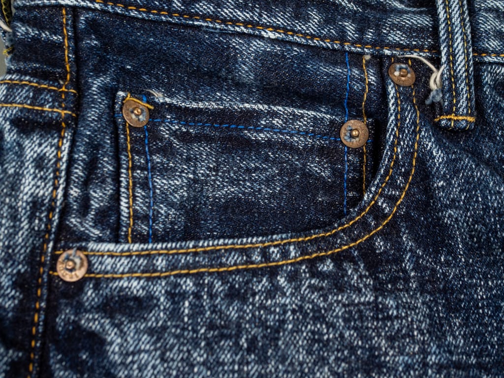 Tanuki Natural Acid Wash High Tapered Jeans Front Pocket Detail