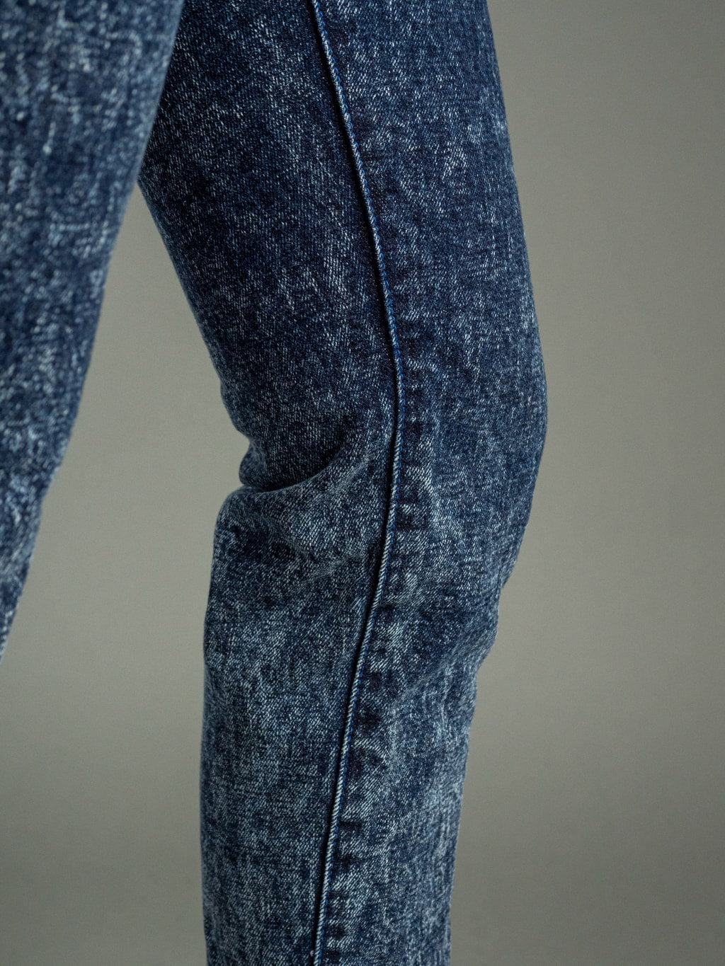 Tanuki Natural Acid Wash High Tapered Jeans Inseam