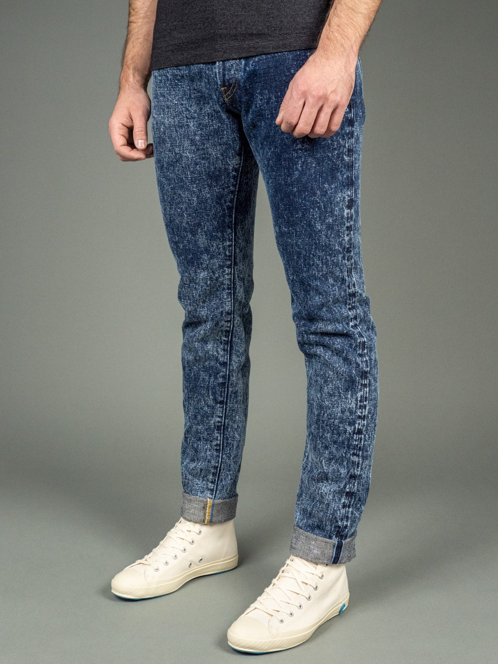 Tanuki Natural Acid Wash High Tapered Jeans Side