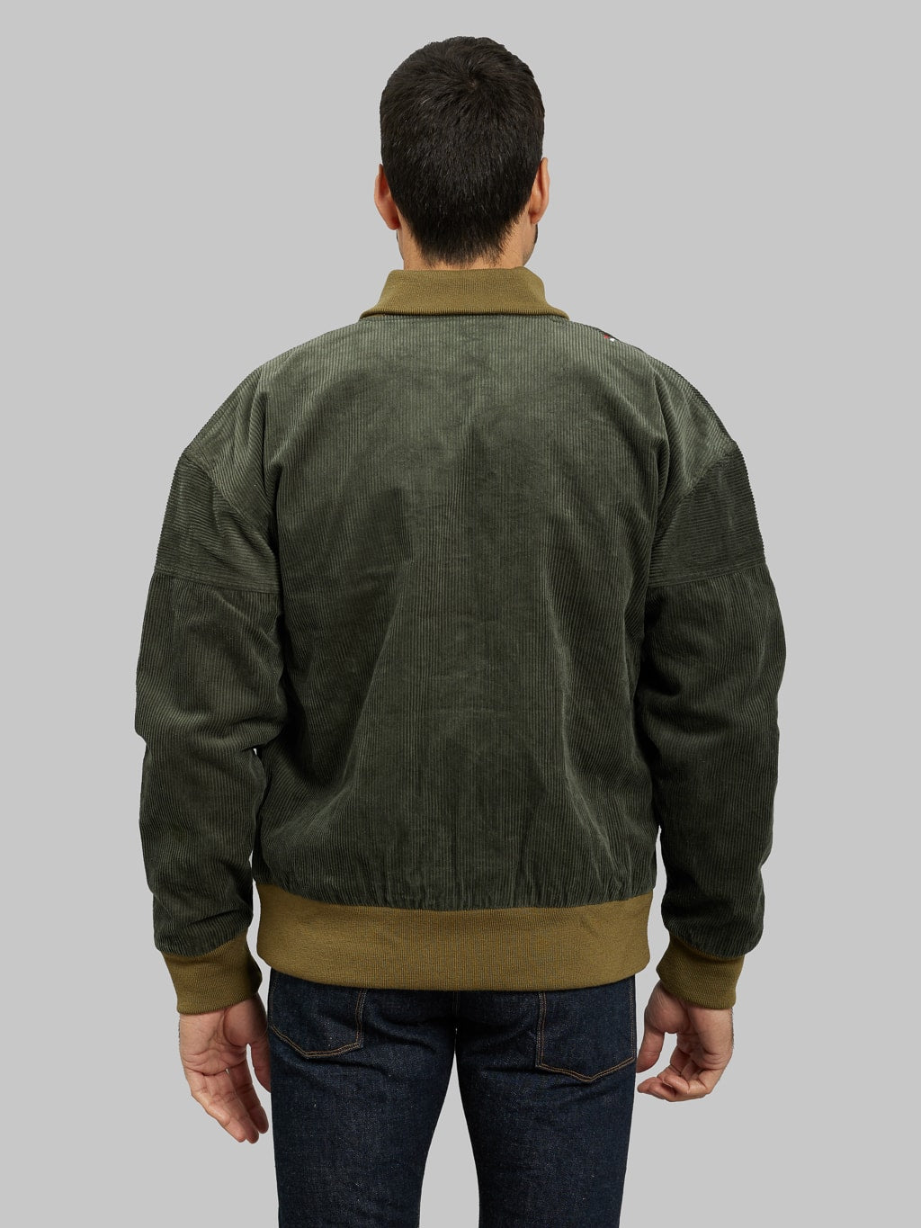 Tanuki Sazanami Corduroy Bayberry Dyed Green Jacket model back fit