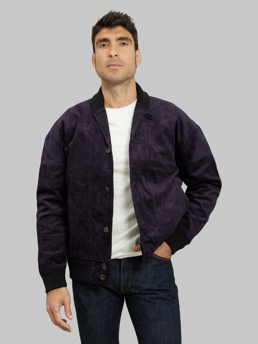Tanuki Sazanami Corduroy natural indigo dyed Jacket model front fit