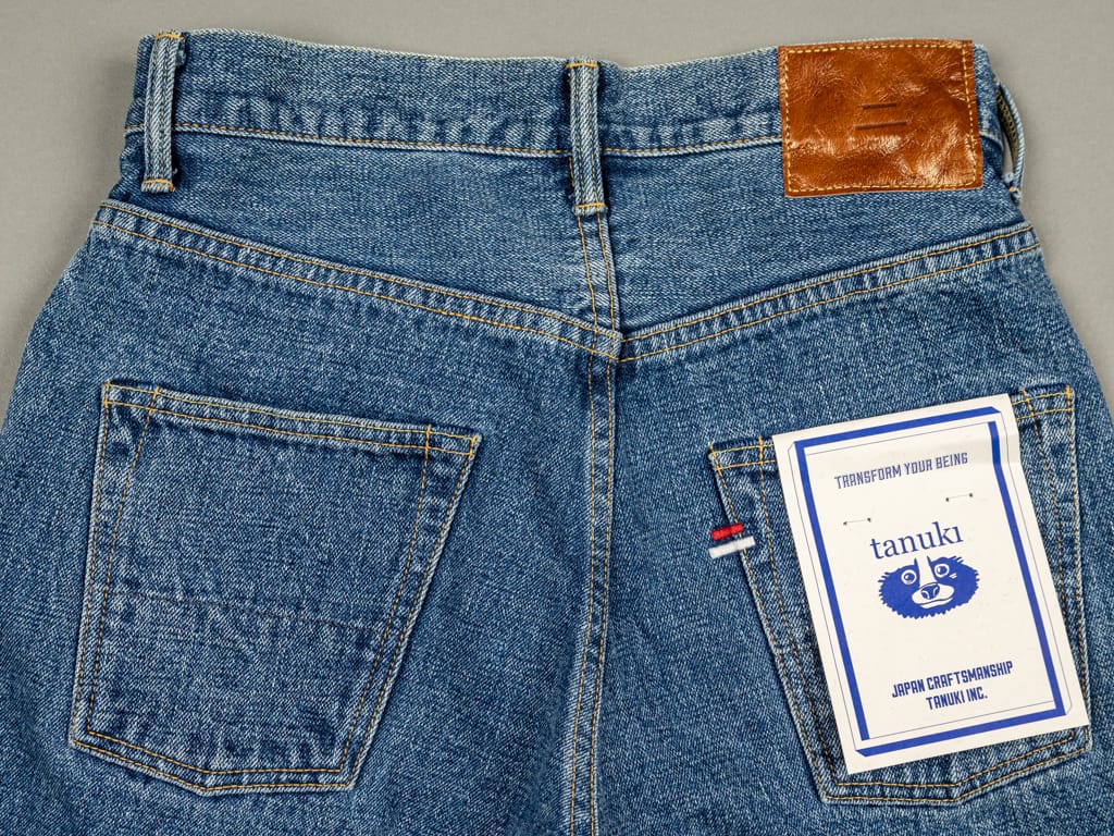 Tanuki Yurai Stonewash High Tapered Jeans Back Pockets