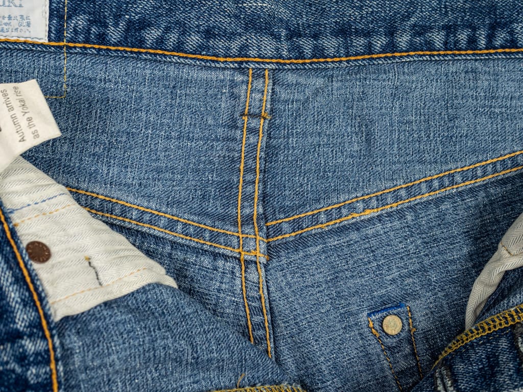 Tanuki Yurai Stonewash High Tapered Jeans Interior