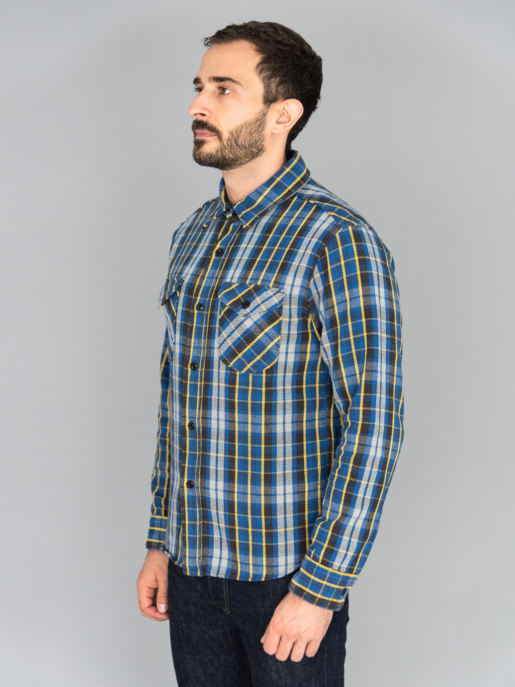 UES Heavy selvedge Flannel Shirt Blue model side fit