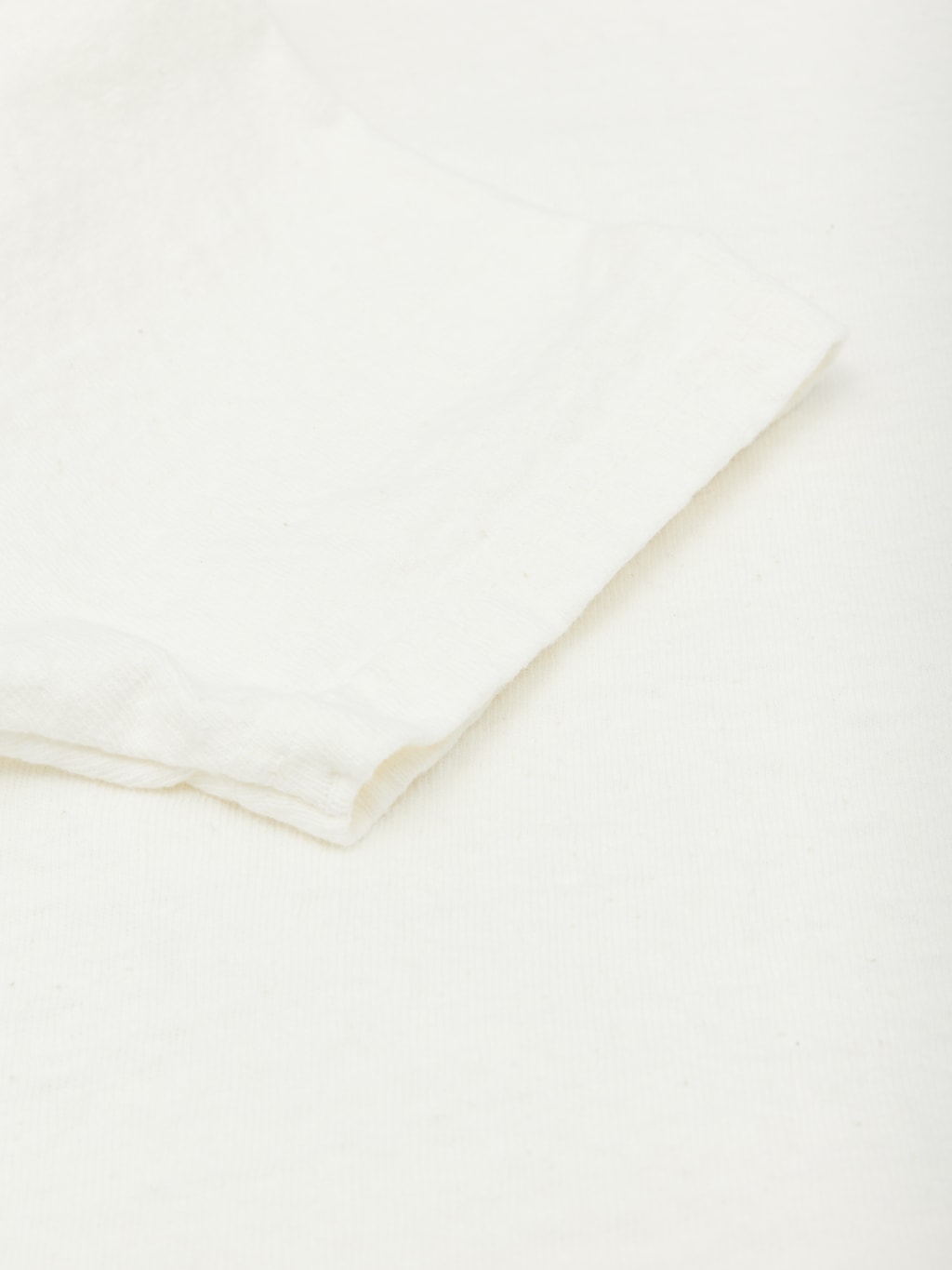 UES No 8 Slub Nep Short Sleeve Tshirt White cotton fabric