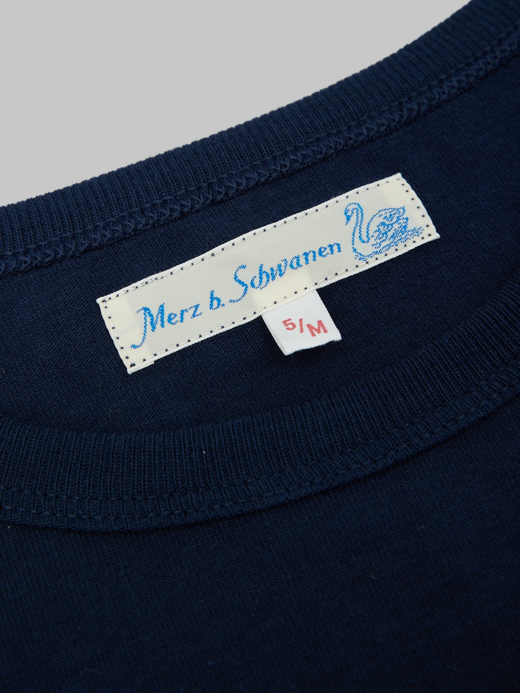 merz b schwanen good originals loopwheeled Tshirt classic fit blue interior label