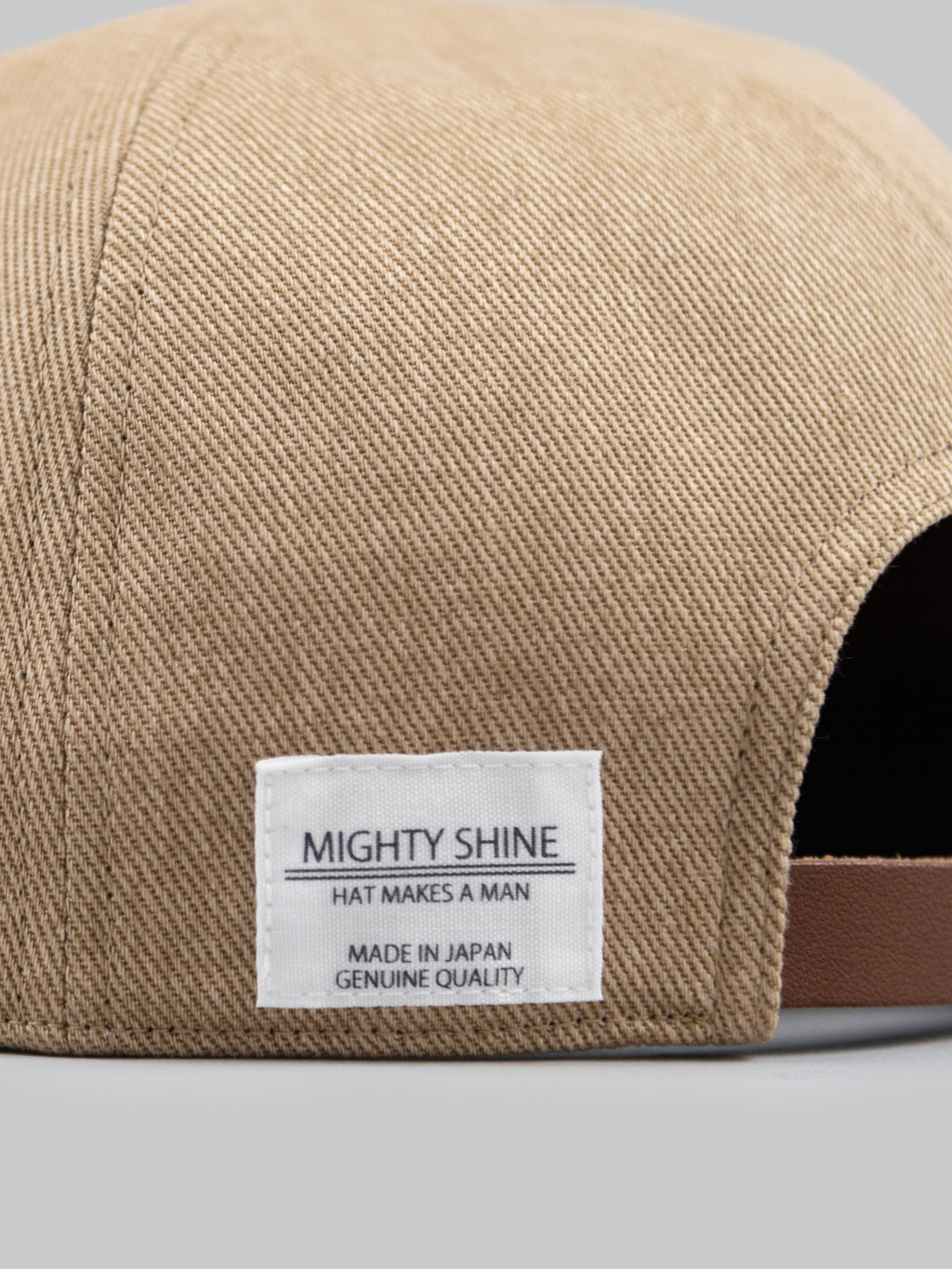 mighty shine flip cap c twill beige brand label