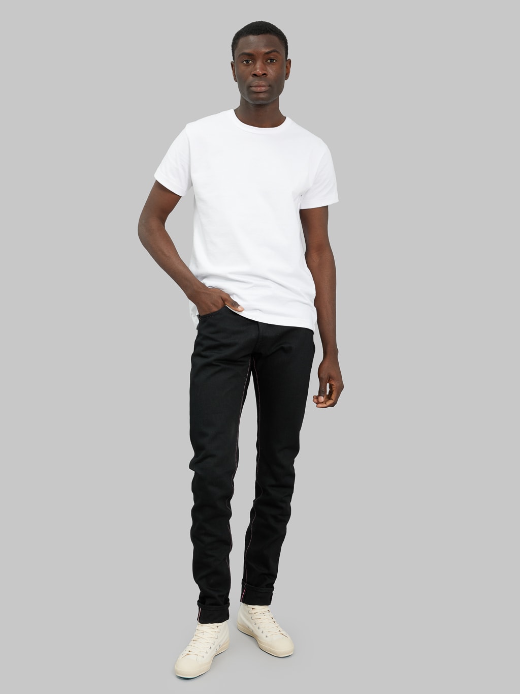 momotaro 0405b selvedge black denim high tapered jeans model front fit