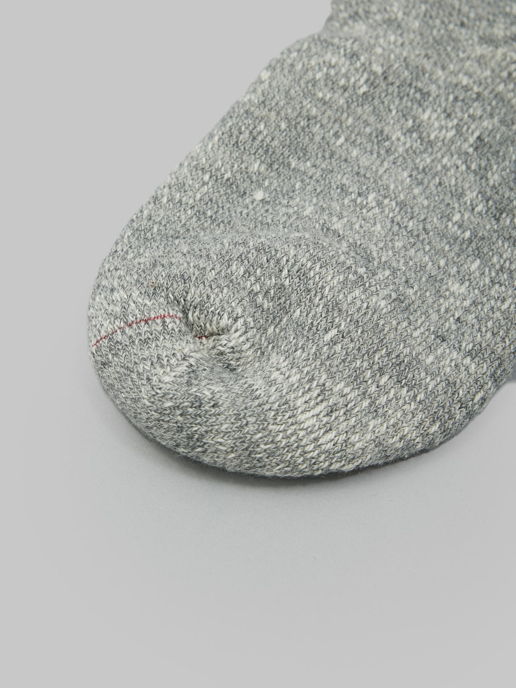 rototo double face crew socks cotton wool gray toe closeup