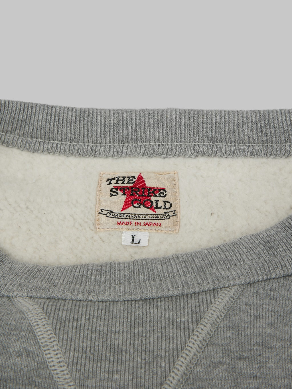 the strike gold loopwheeled sweatshirt grey size label