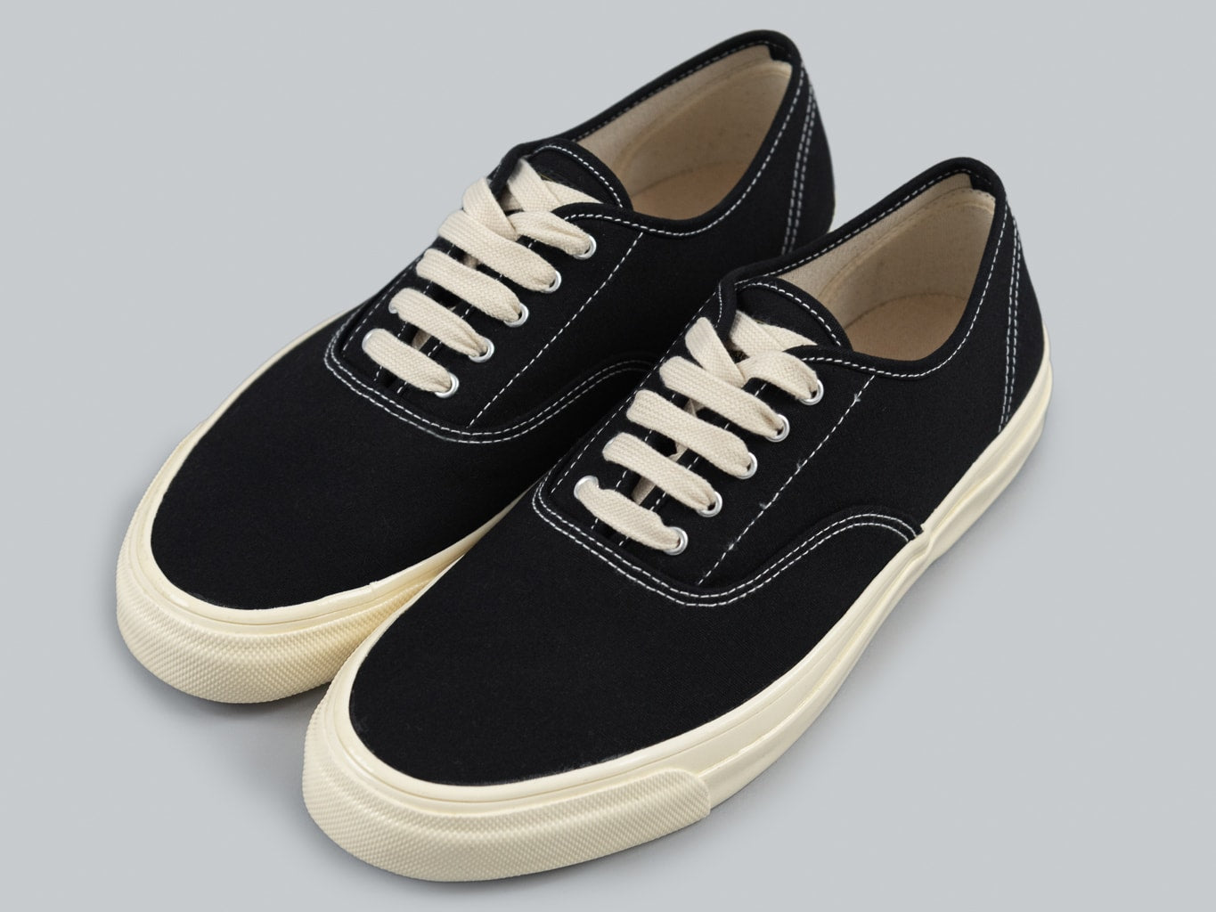 Trophy Clothing Mill Boat Shoes Black x Cream